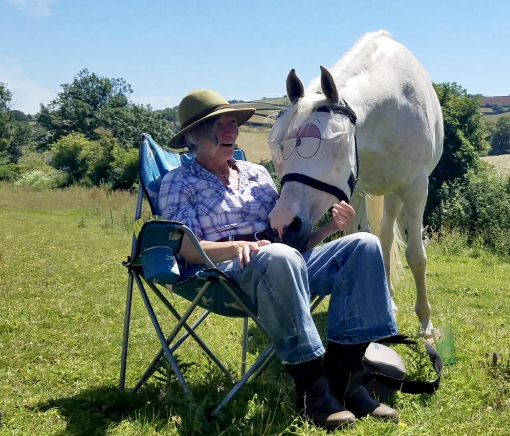 d06b1fa7-03f4-452e-8139-5fdf252a162b-1